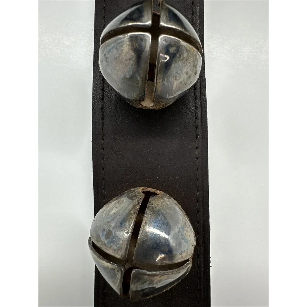 VTG Towle Silversmiths Silver Toned Sleigh Bells Jingle Leather Strap Door 18
